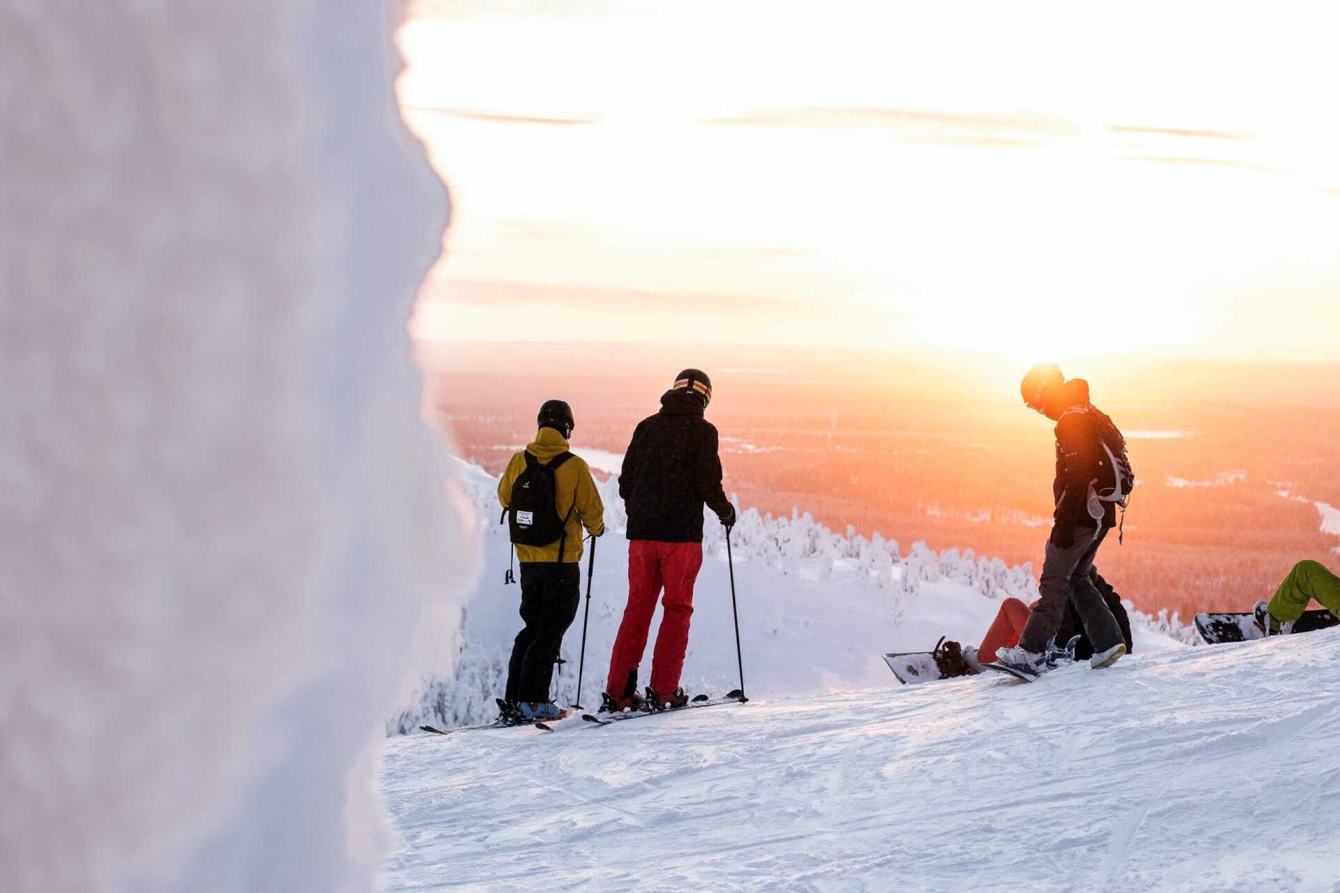 Ski pistes above Hemsedal on a clear winter day